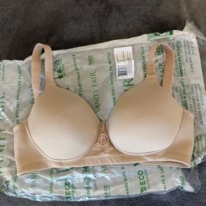 Vanity Fair wireless smoothing bra